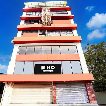 Super Hotel O Geeta Mandir Formerly Hotel Green Park Ahmedabad Exterior photo
